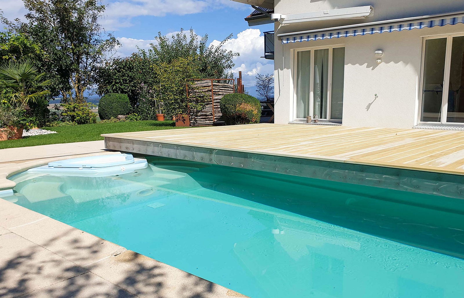 Planung und Realiserung Garten mit Pool inkl. Holzdeck