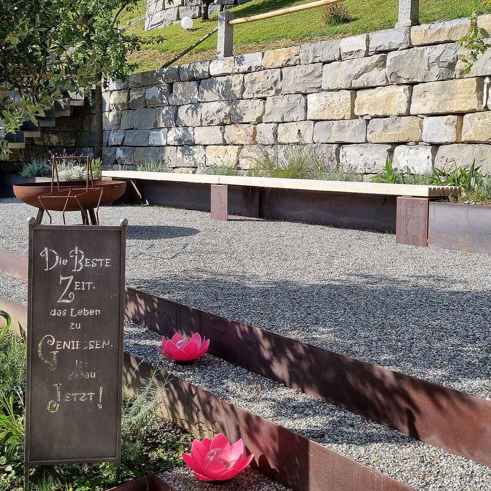 Neugestaltung Garten an Hanglage