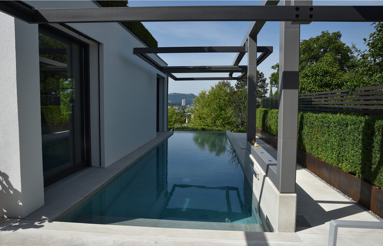 Planung und Realisierung Garten mit Pool