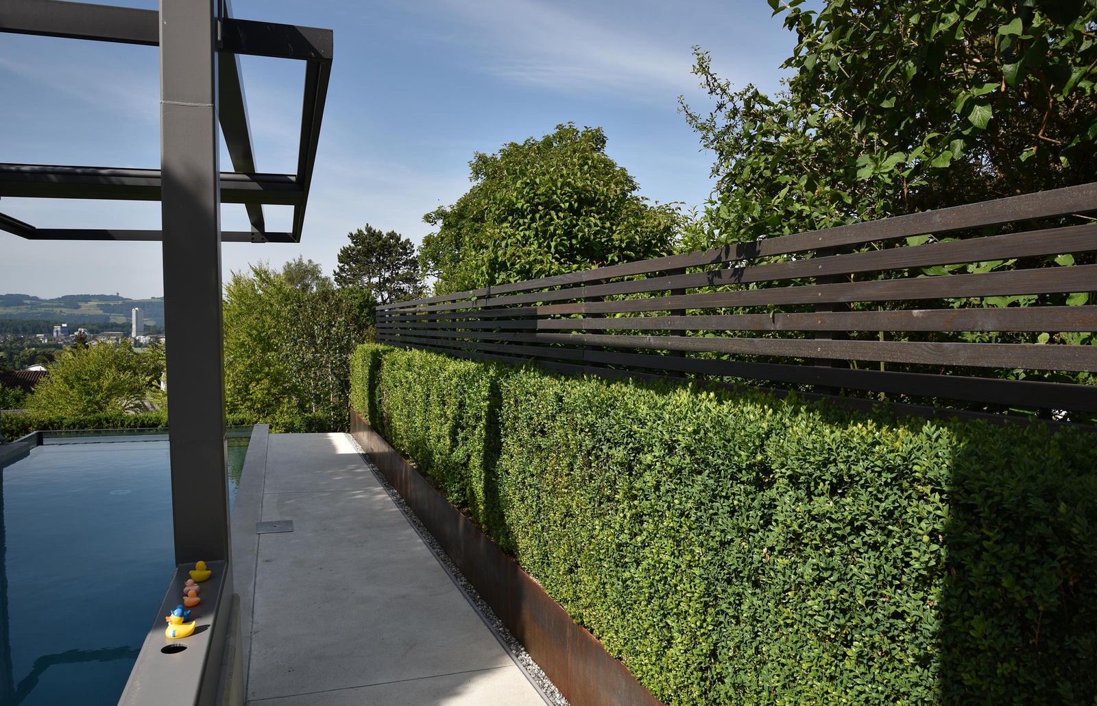 Planung und Realisierung Garten mit Pool